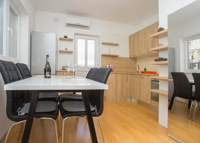 Apartment Adria Split