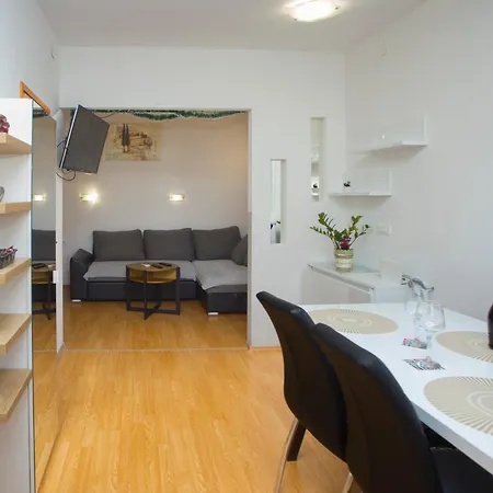 Apartment Adria *